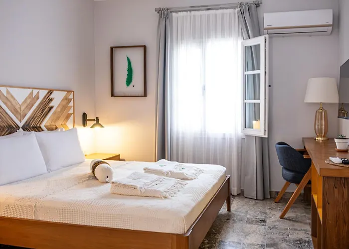 Pom Alacati Boutique Otel